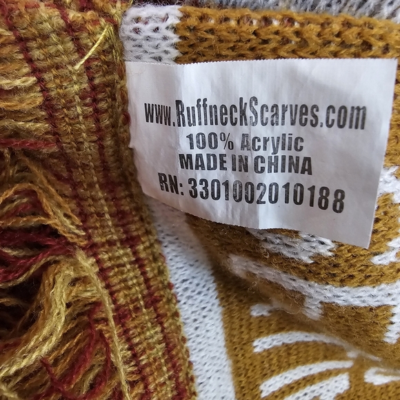 Sacramento Republic FC Red and Gold Scarf 2015 Club Seating - Picture 8 of 9